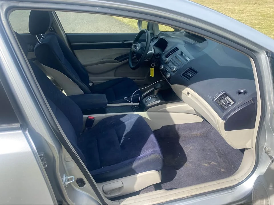 2006 Honda Civic 8th Gen - Image 11 of 17