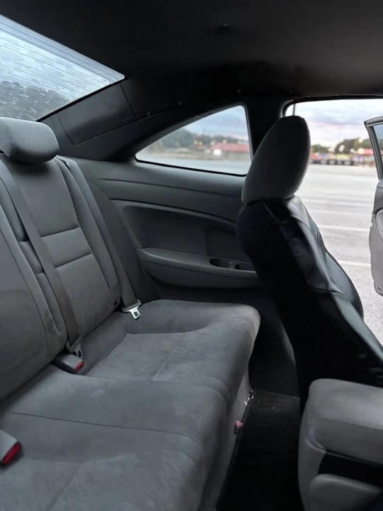 2006 Honda Civic 8th Gen - Image 14 of 17