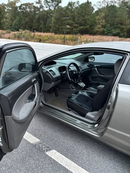 2006 Honda Civic 8th Gen - Image 8 of 17