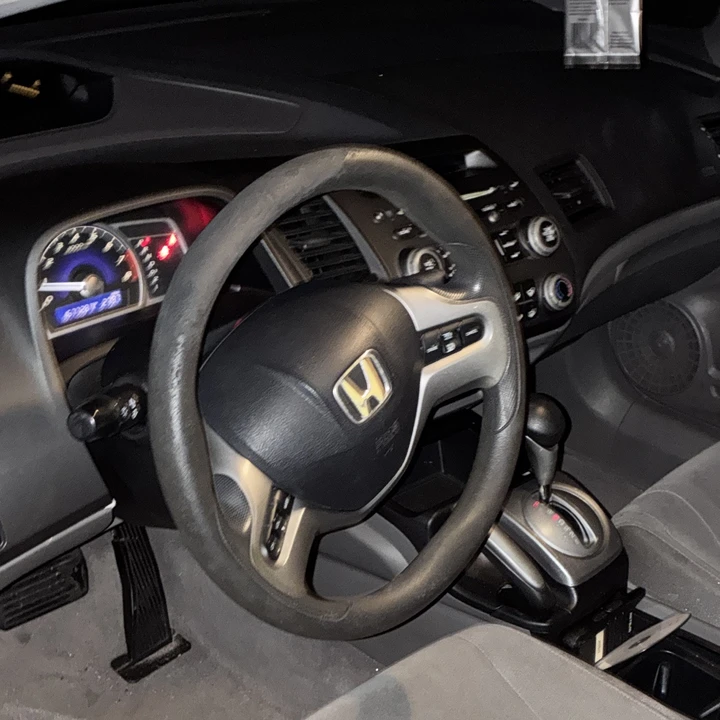 2006 Honda Civic 8th Gen - Image 9 of 18