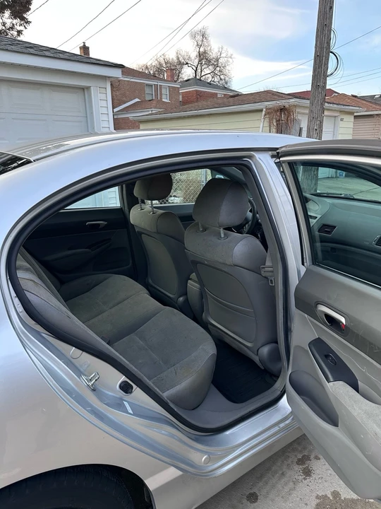 2006 Honda Civic 8th Gen - Image 11 of 17