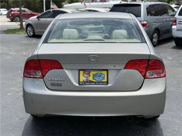 2006 Honda Civic 8th Gen - Image 7 of 21