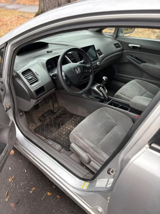 2006 Honda Civic 8th Gen - Image 6 of 10
