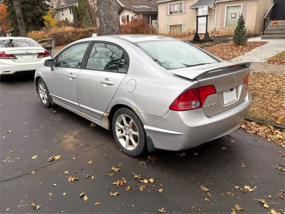 2006 Honda Civic 8th Gen - Image 5 of 10