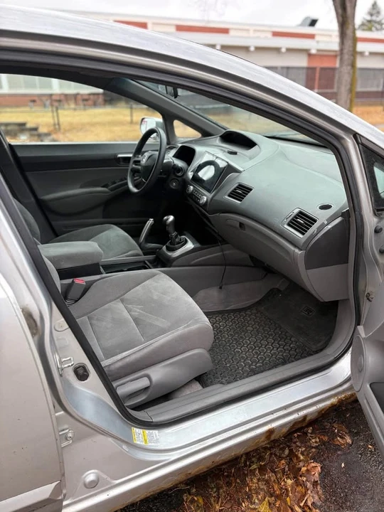 2006 Honda Civic 8th Gen - Image 10 of 10