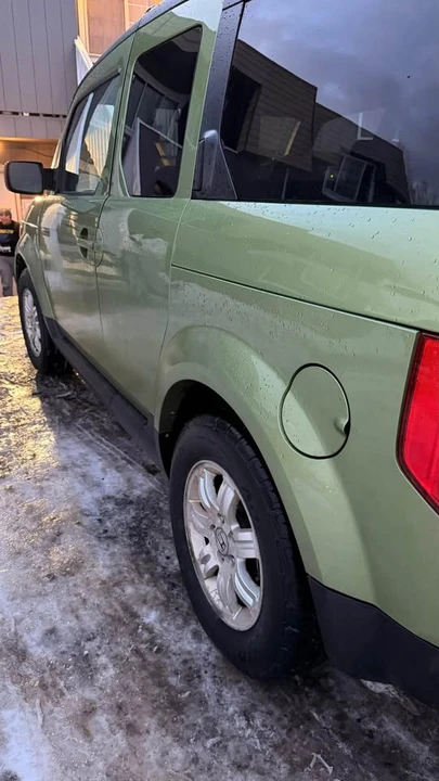 2006 Honda Element - Image 3 of 17