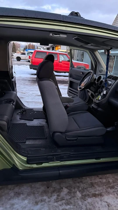 2006 Honda Element - Image 11 of 17