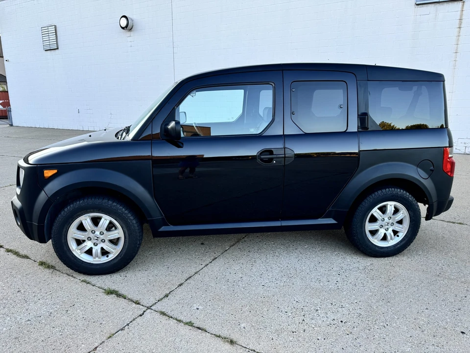 2006 Honda Element - Image 18 of 31