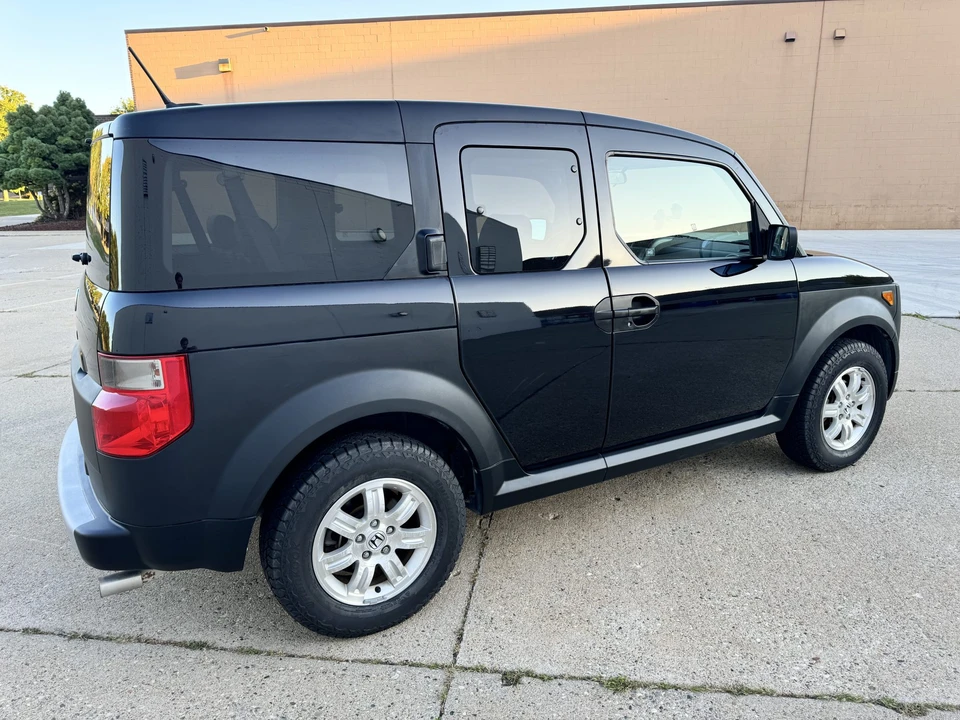 2006 Honda Element - Image 10 of 31