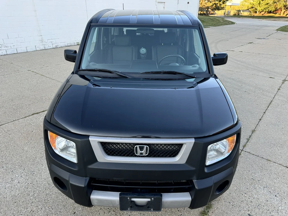 2006 Honda Element - Image 2 of 31
