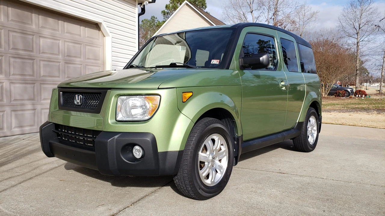 2006 Honda Element - Image 2 of 31