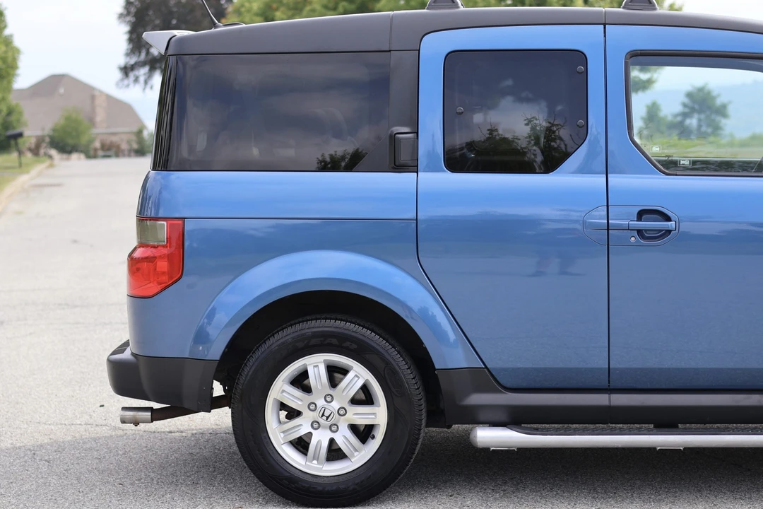 2006 Honda Element - Image 27 of 31