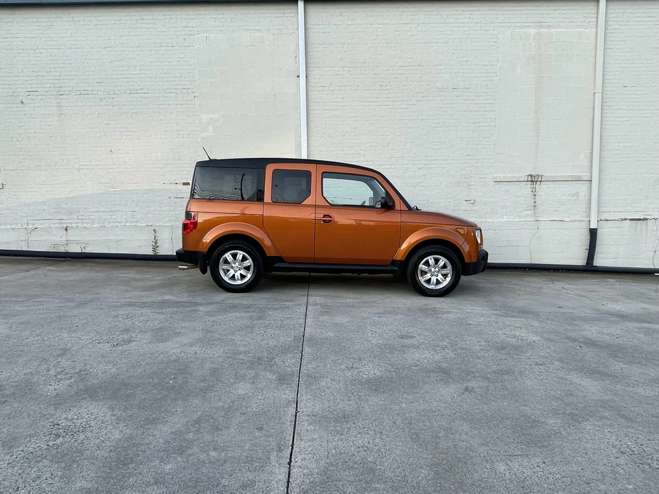 2006 Honda Element - Image 22 of 31