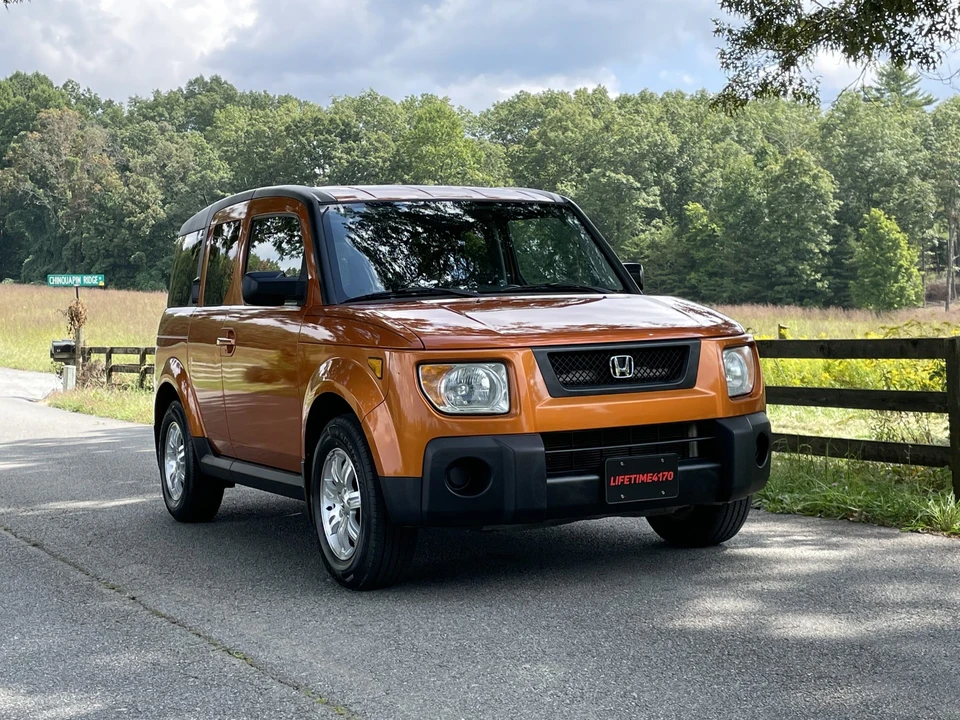 2006 Honda Element - Image 2 of 31