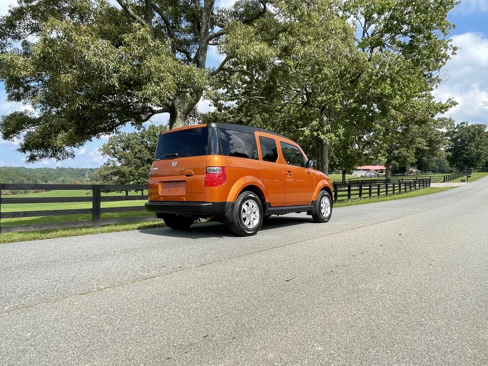 2006 Honda Element - Image 7 of 31