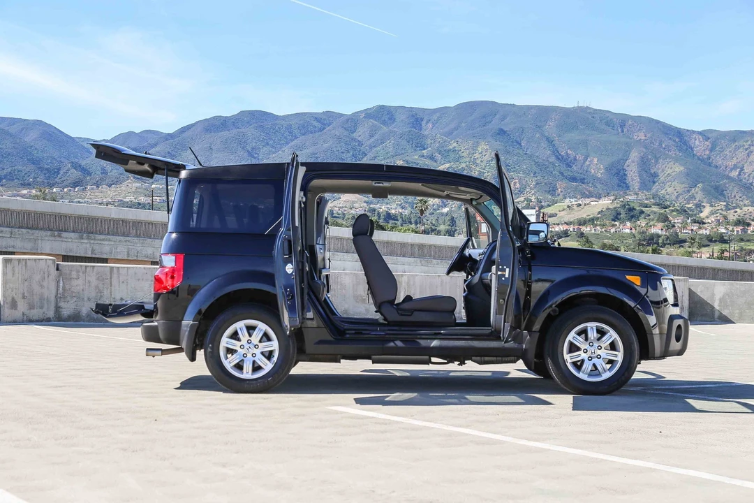2006 Honda Element - Image 30 of 31