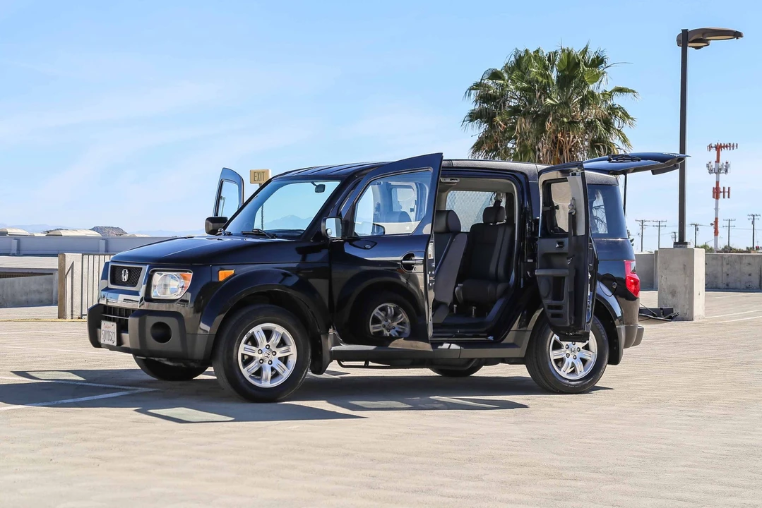 2006 Honda Element - Image 27 of 31