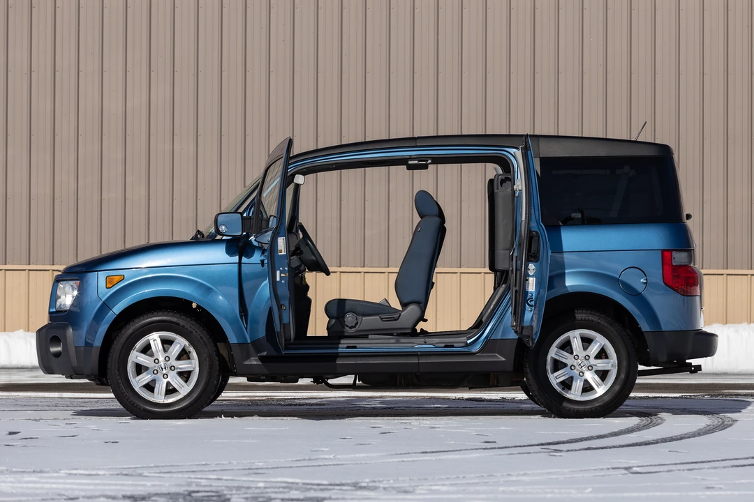 2006 Honda Element - Image 8 of 31