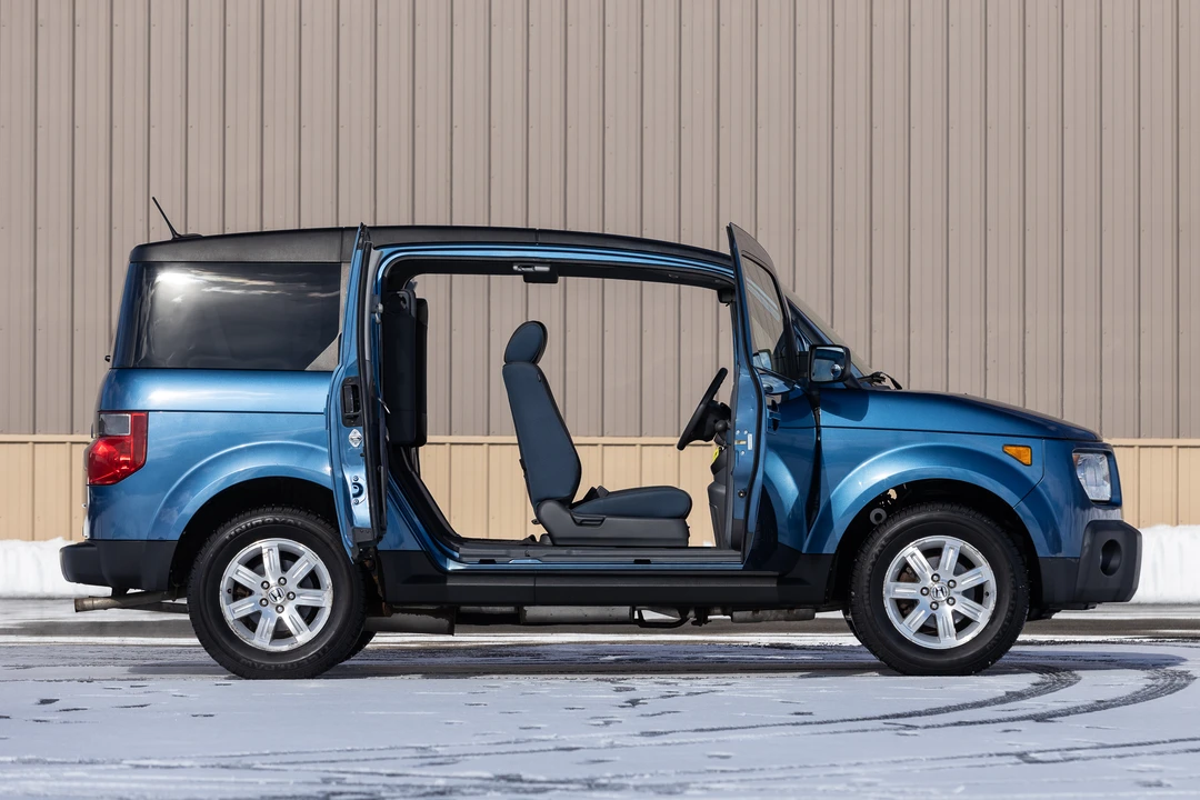 2006 Honda Element - Image 11 of 31