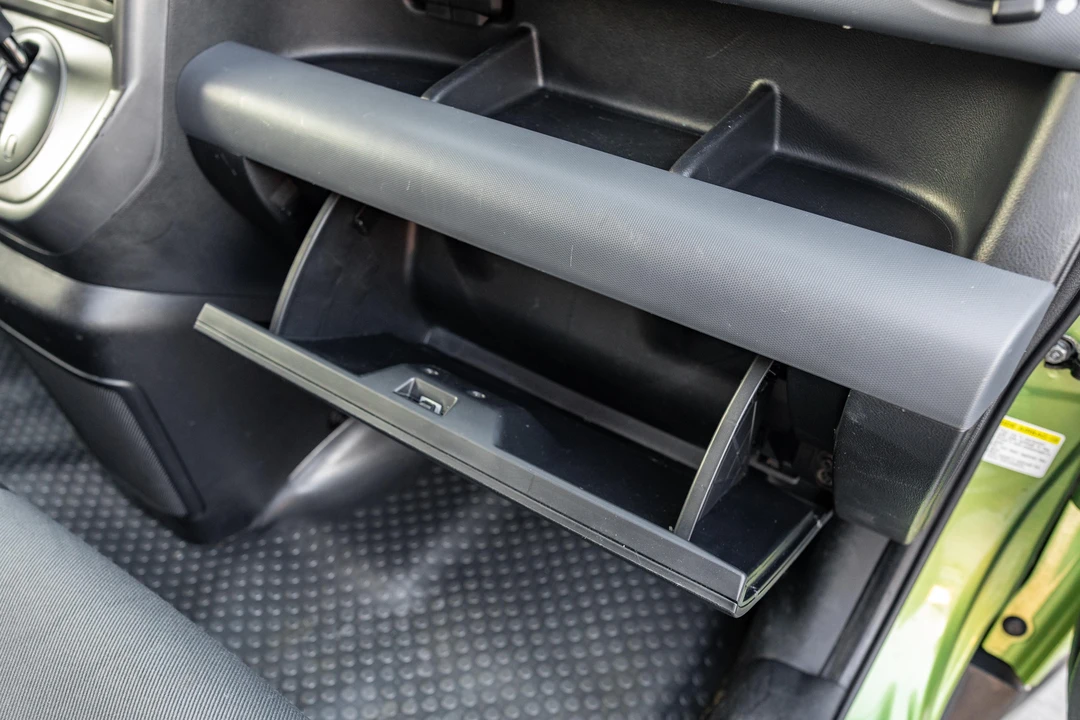 2006 Honda Element - Image 27 of 31