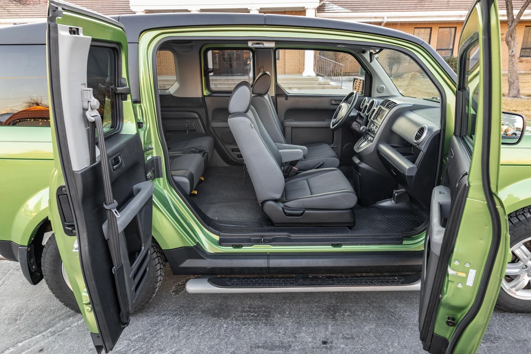 2006 Honda Element - Image 23 of 31