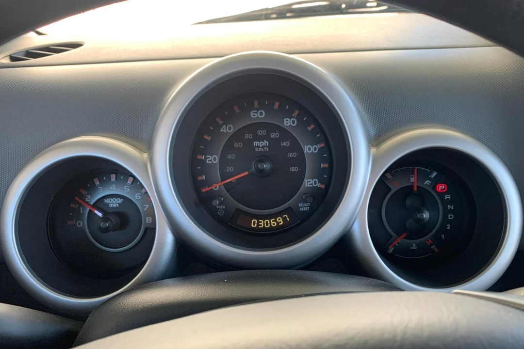 2006 Honda Element - Image 18 of 31