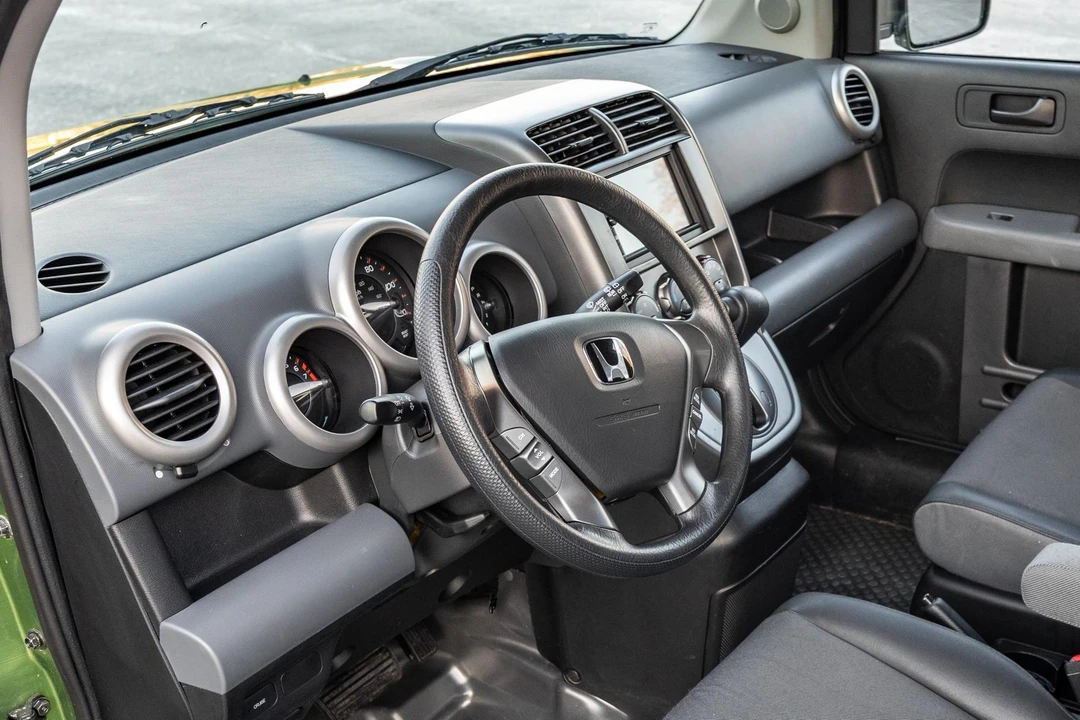 2006 Honda Element - Image 15 of 31