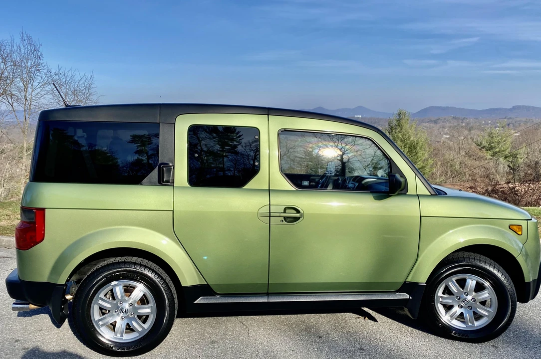 2006 Honda Element - Image 9 of 31