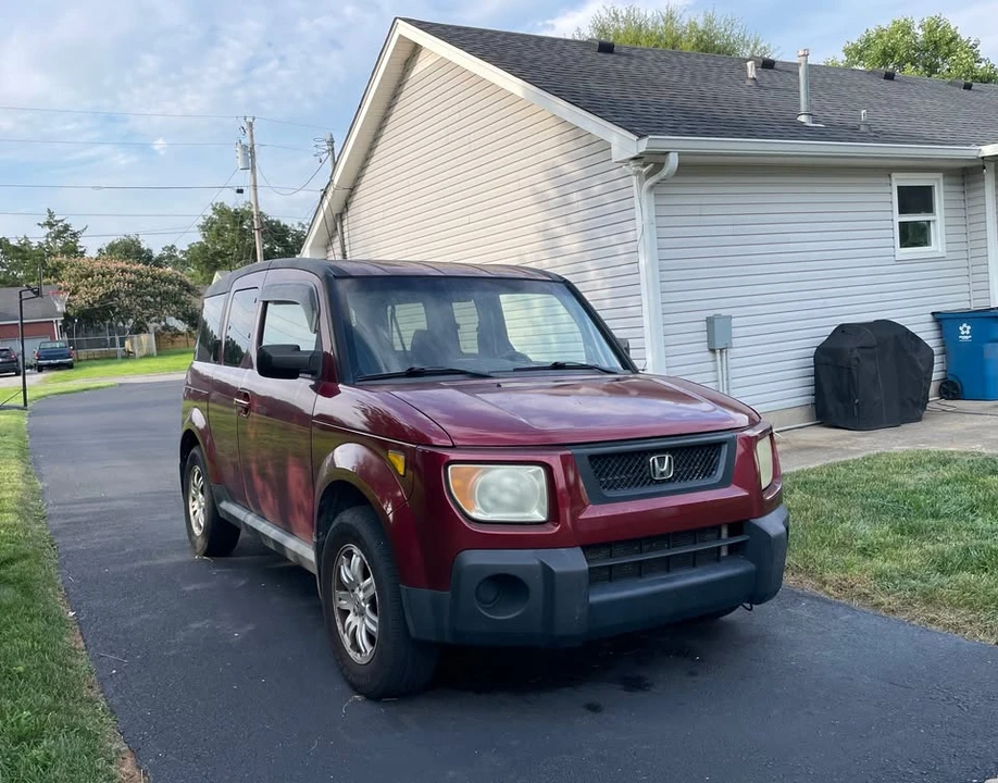 2006 Honda Element - Image 2 of 18