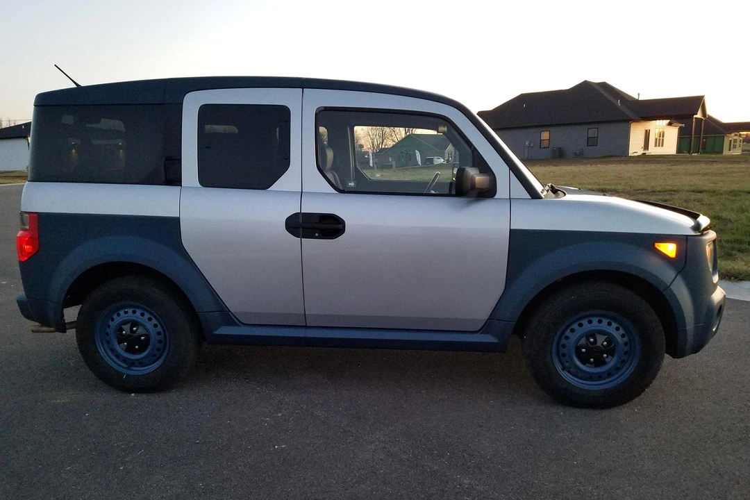 2006 Honda Element - Image 3 of 31