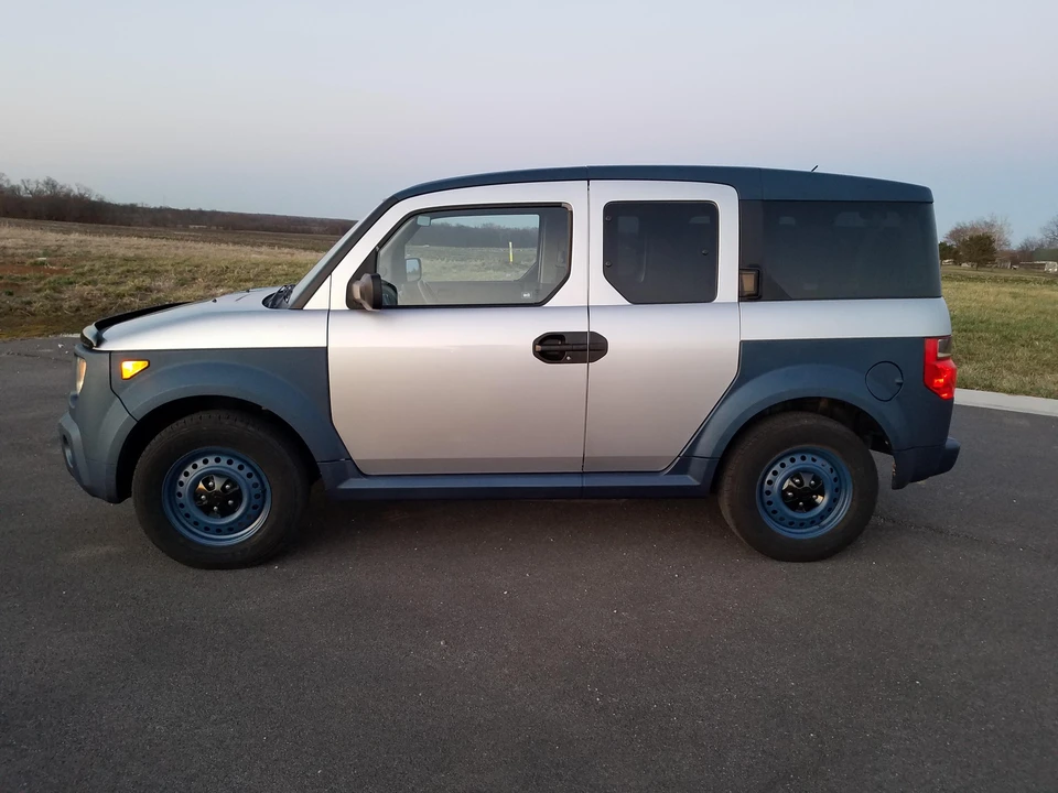 2006 Honda Element - Image 9 of 31