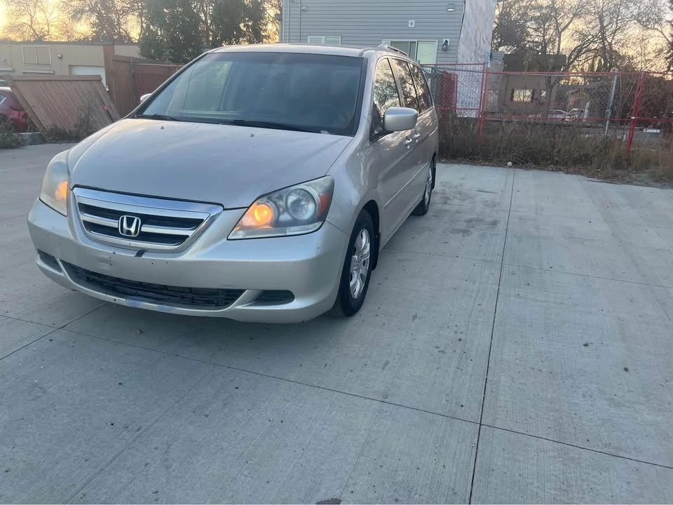 2006 Honda Odyssey - Image 2 of 14