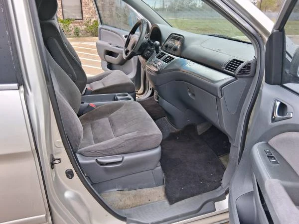 2006 Honda Odyssey - Image 7 of 11