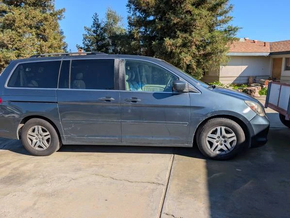 2006 Honda Odyssey - Image 2 of 15