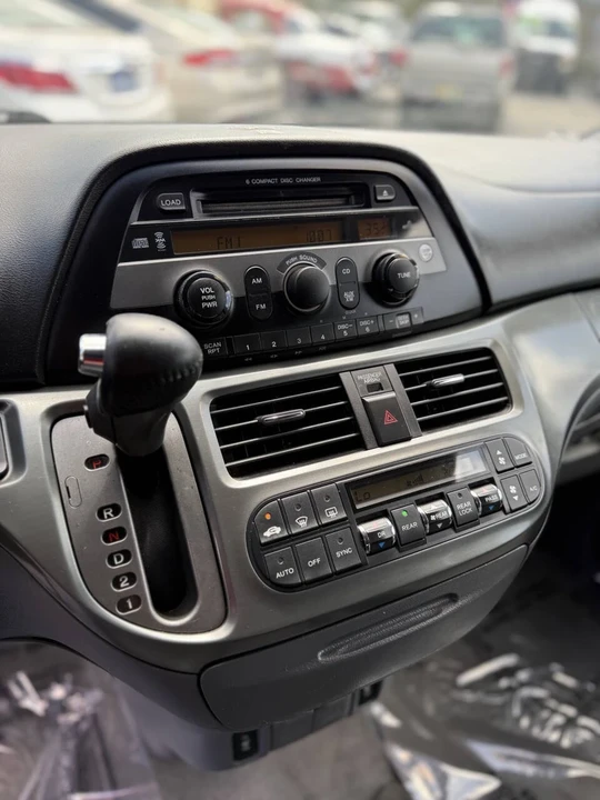 2006 Honda Odyssey - Image 17 of 21