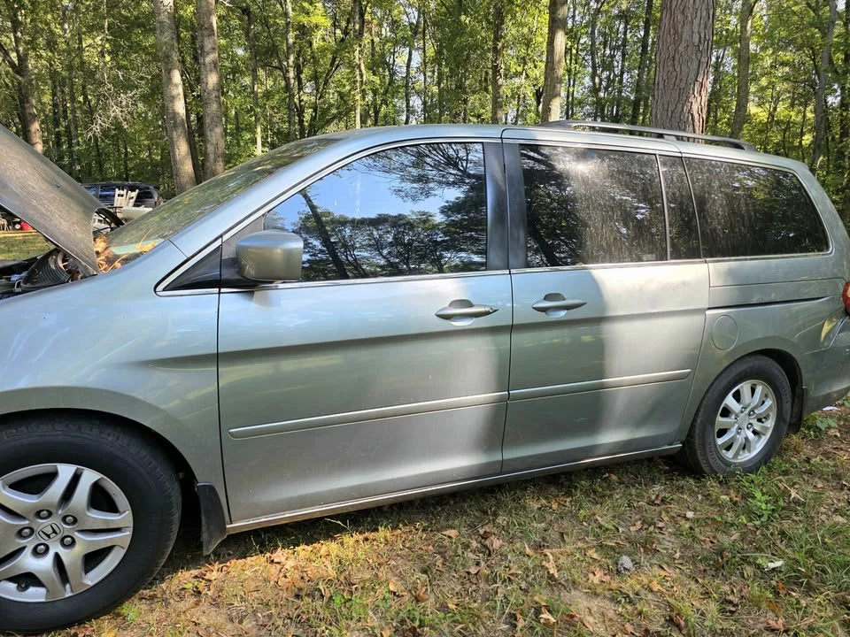 2006 Honda Odyssey - Image 2 of 3