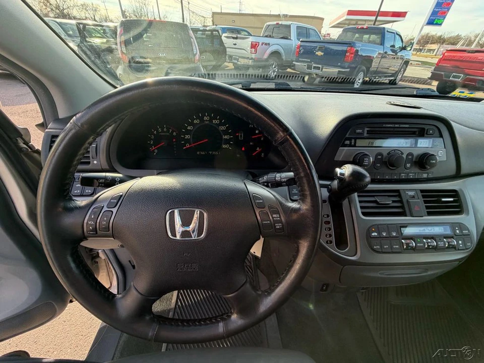 2006 Honda Odyssey - Image 18 of 21