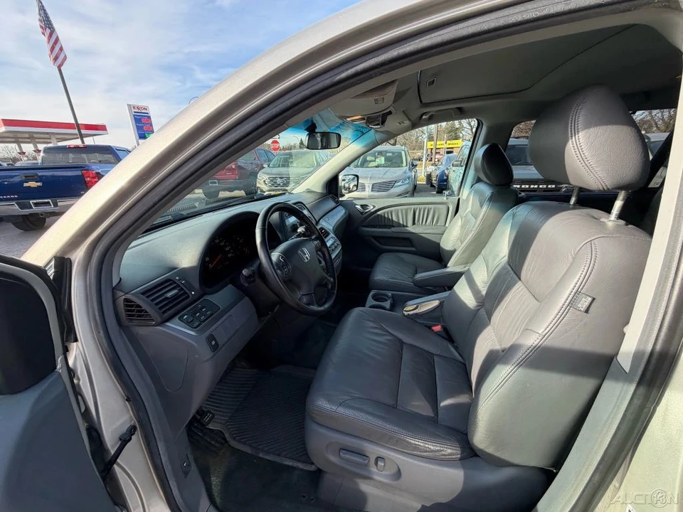 2006 Honda Odyssey - Image 17 of 21