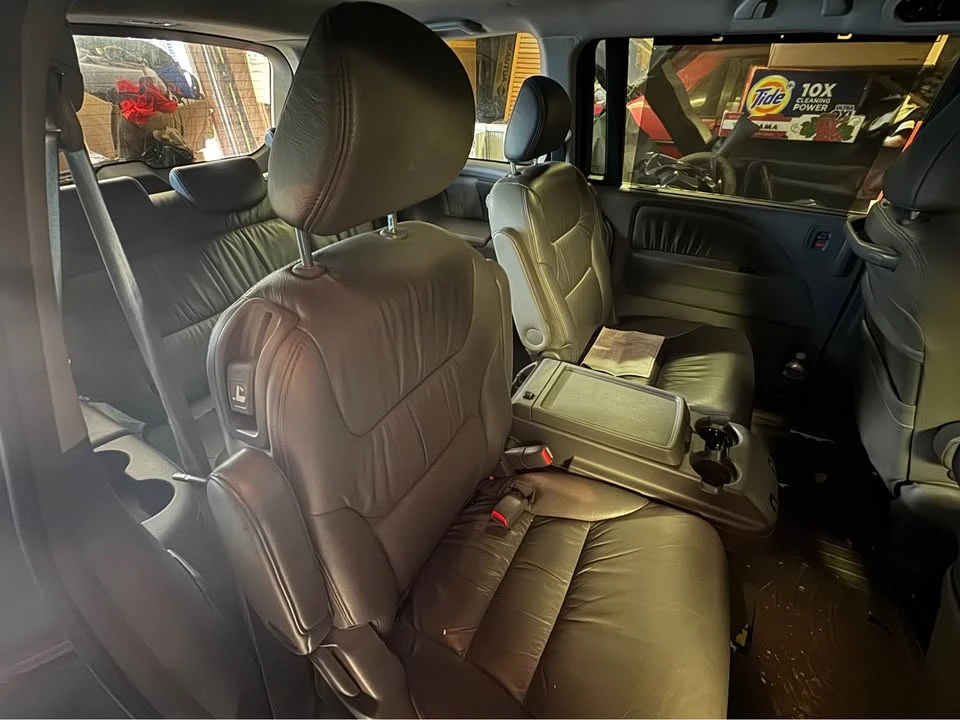 2006 Honda Odyssey - Image 2 of 3