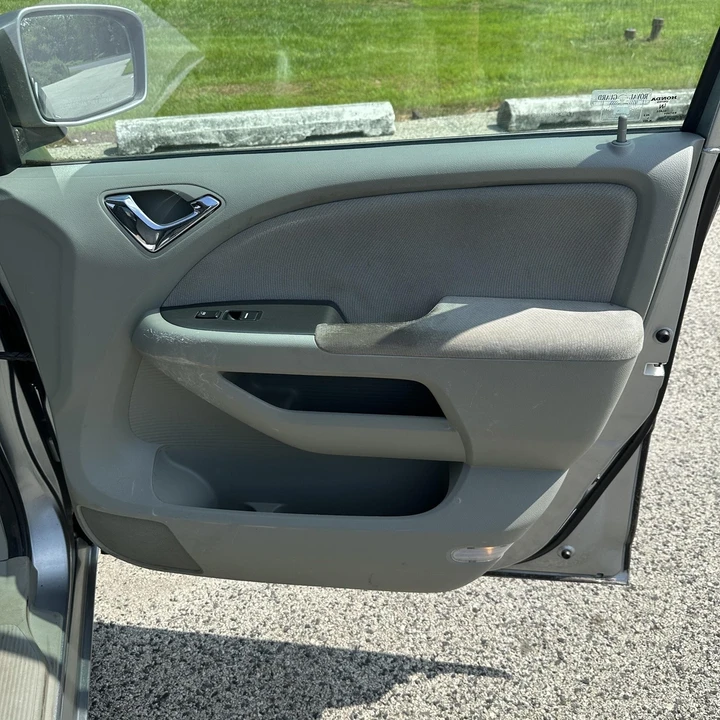 2006 Honda Odyssey - Image 16 of 21