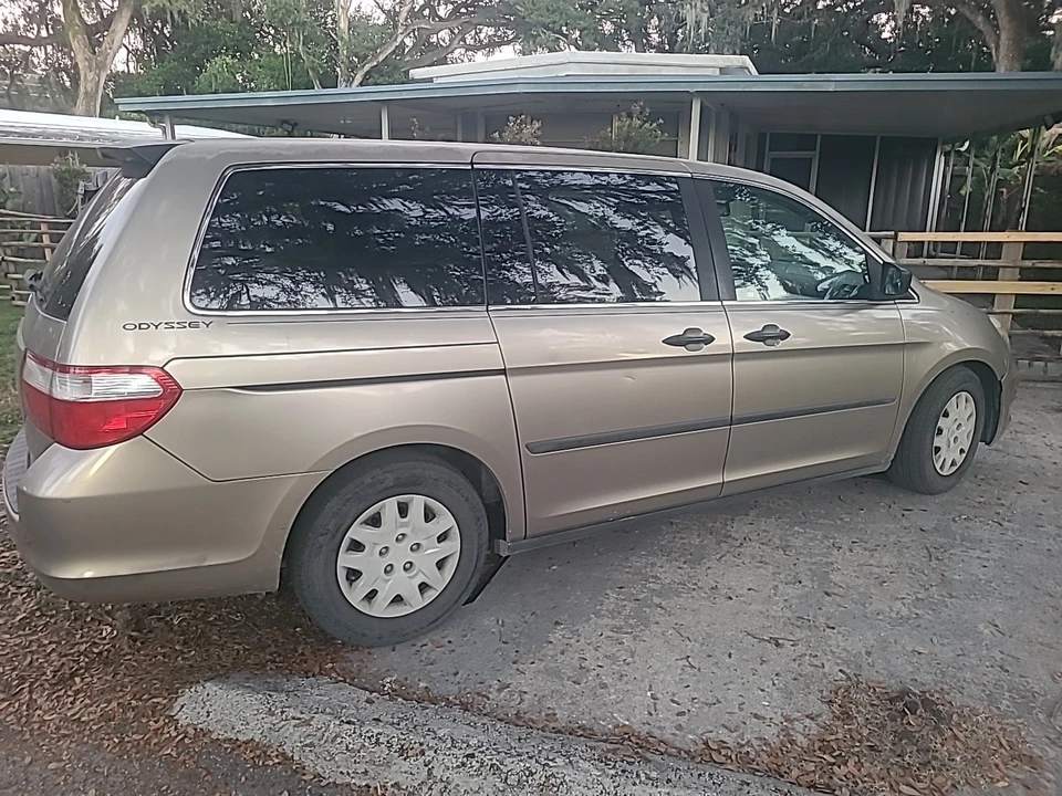 2006 Honda Odyssey - Image 2 of 11