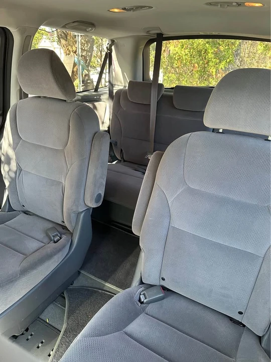 2006 Honda Odyssey - Image 8 of 8