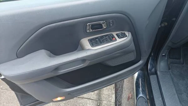 2006 Honda Pilot 1st Gen - Image 18 of 21