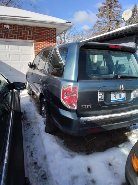 2006 Honda Pilot 1st Gen - Image 4 of 4