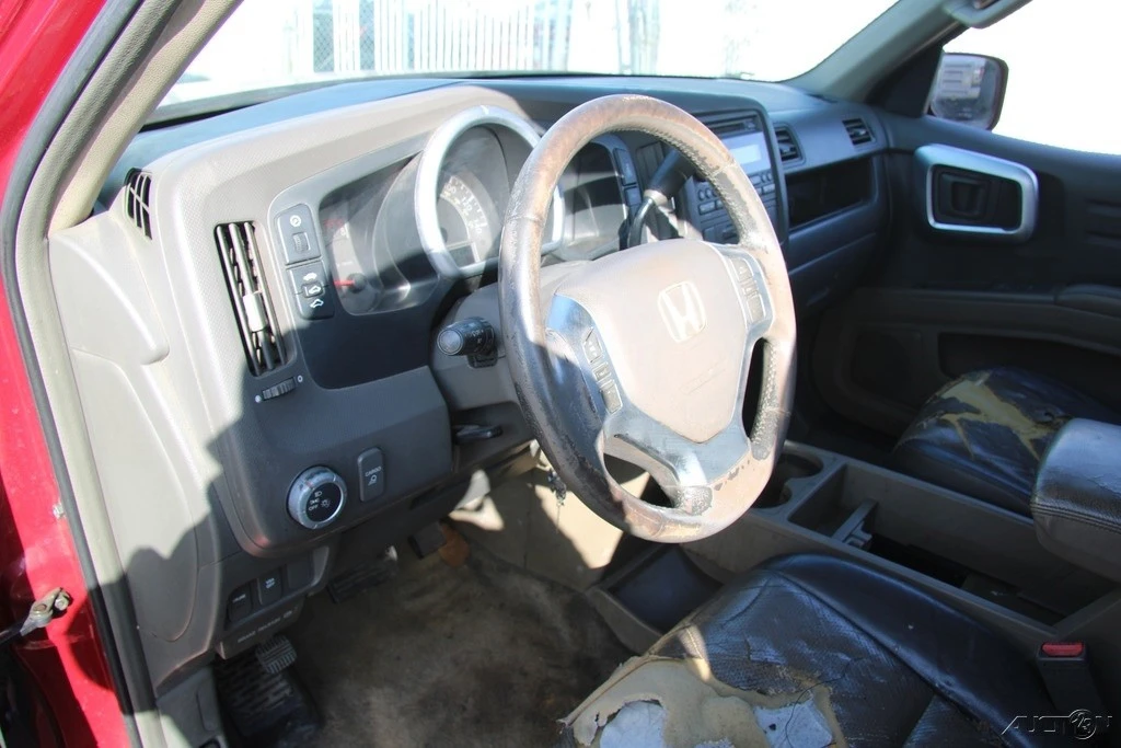 2006 Honda Ridgeline 1st Gen - Image 15 of 21