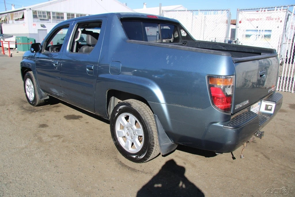 2006 Honda Ridgeline 1st Gen - Image 4 of 21