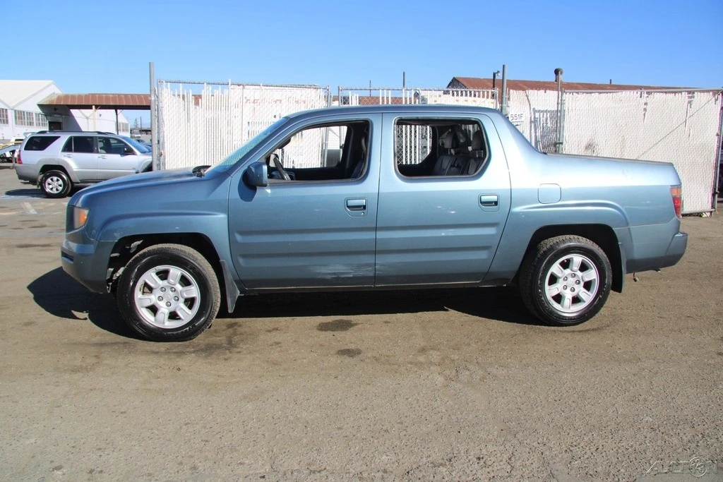 2006 Honda Ridgeline 1st Gen - Image 3 of 21