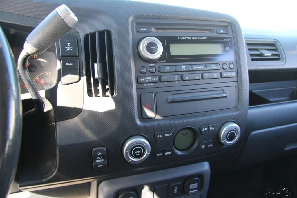 2006 Honda Ridgeline 1st Gen - Image 18 of 21