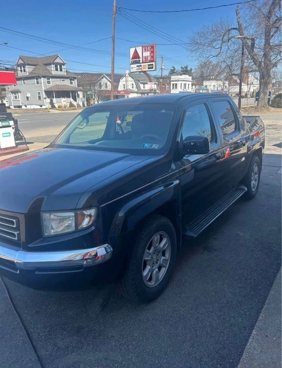 2006 Honda Ridgeline 1st Gen - Image 3 of 15