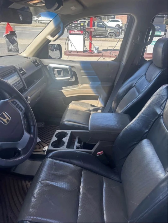 2006 Honda Ridgeline 1st Gen - Image 5 of 15